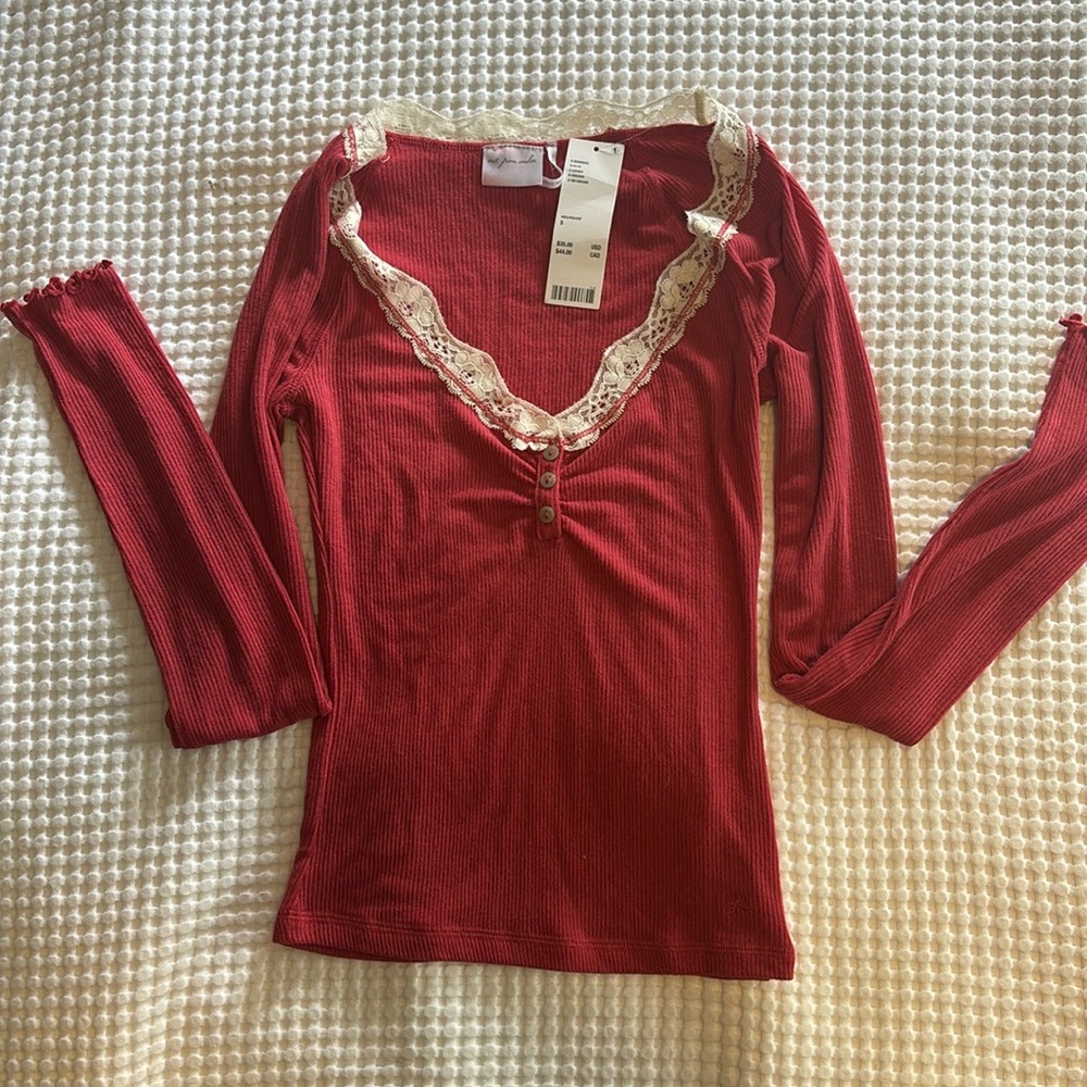 Urban Outfitters Lace Tee Thermal